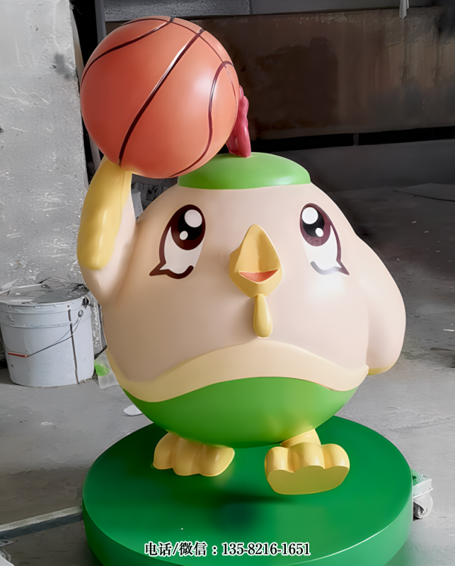 打籃球的卡通小雞雕塑 打籃球的卡通小雞雕塑