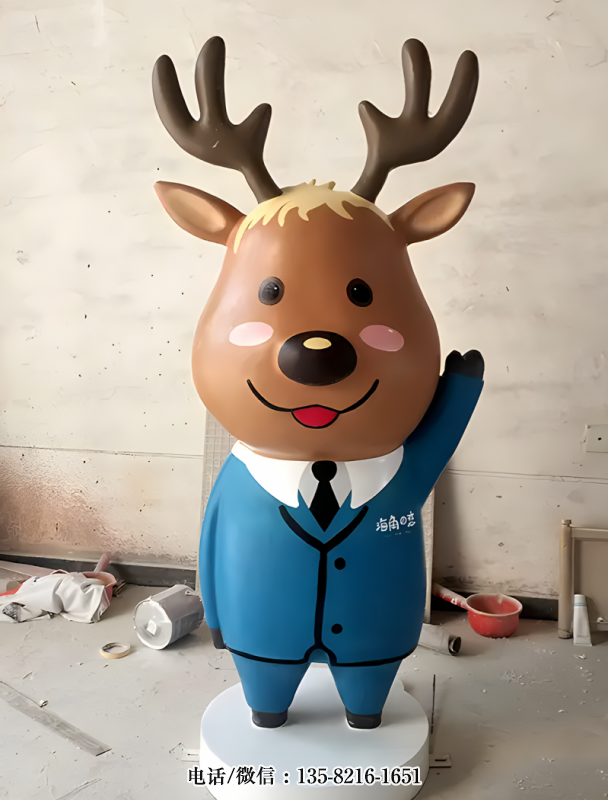 打招呼的卡通鹿雕塑 打招呼的卡通鹿雕塑