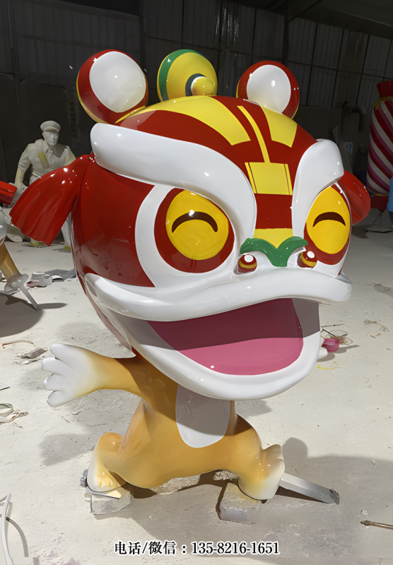 中國傳統(tǒng)舞獅子中的卡通獅子造型雕塑 中國傳統(tǒng)舞獅子中的卡通獅子造型雕塑
