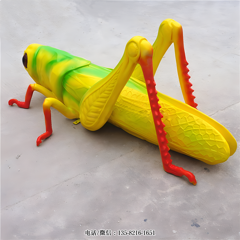 玻璃鋼仿真蝗蟲雕塑 (1)