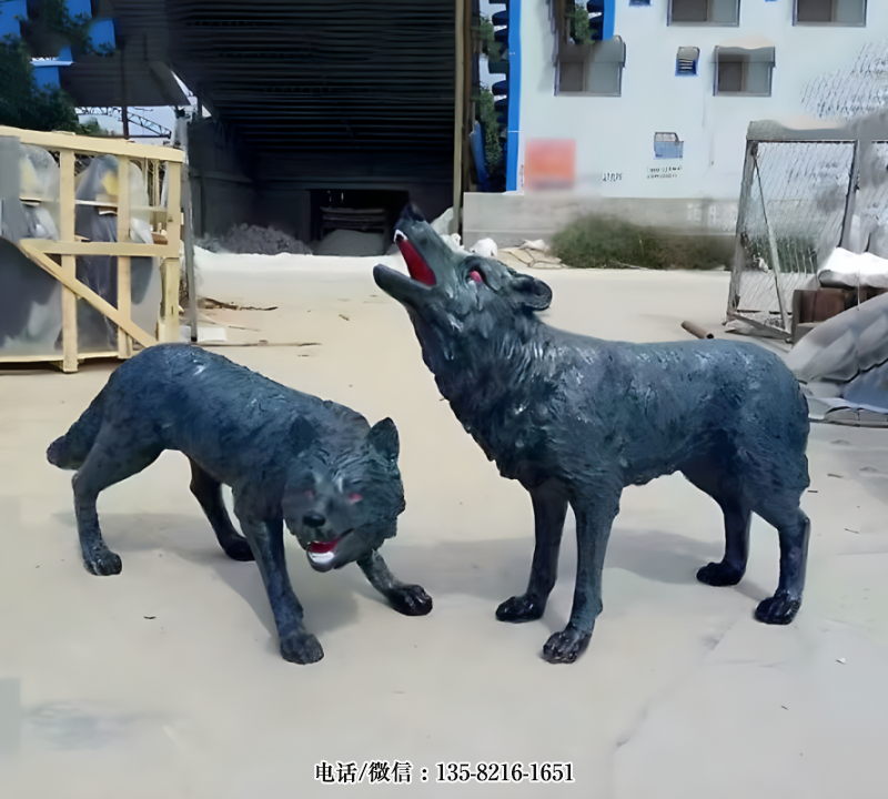玻璃鋼仿真狼雕塑 (1) 玻璃鋼仿真狼雕塑 (1)