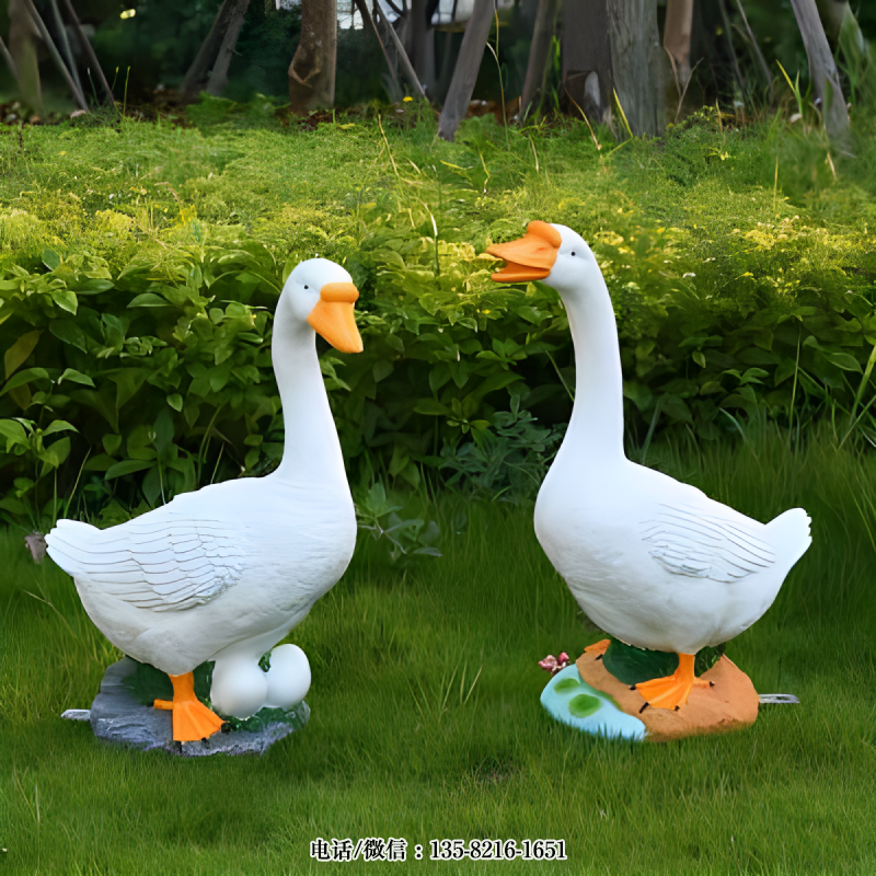 玻璃鋼仿真鴨子雕塑 (1) 玻璃鋼仿真鴨子雕塑 (1)
