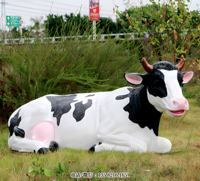 玻璃鋼仿真奶牛雕塑 (4) 玻璃鋼仿真奶牛雕塑 (4)