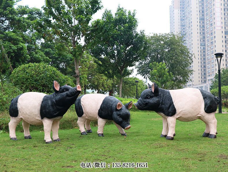 玻璃鋼仿真豬雕塑 (3) 玻璃鋼仿真豬雕塑 (3)