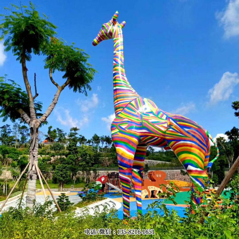 玻璃鋼彩繪長(zhǎng)頸鹿雕塑