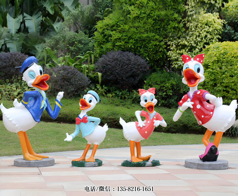玻璃鋼唐老鴨卡通動漫人物雕塑